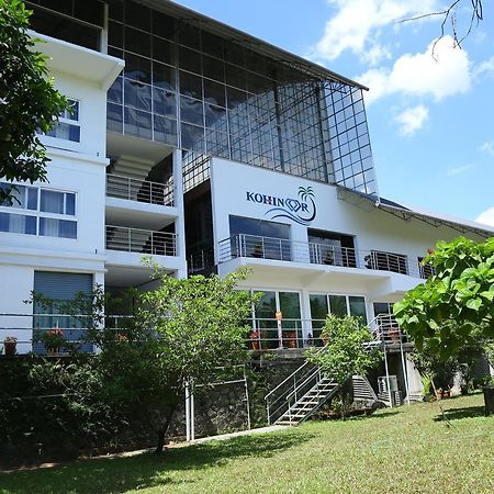 Kohinoor Hotel Alwaye Exterior photo